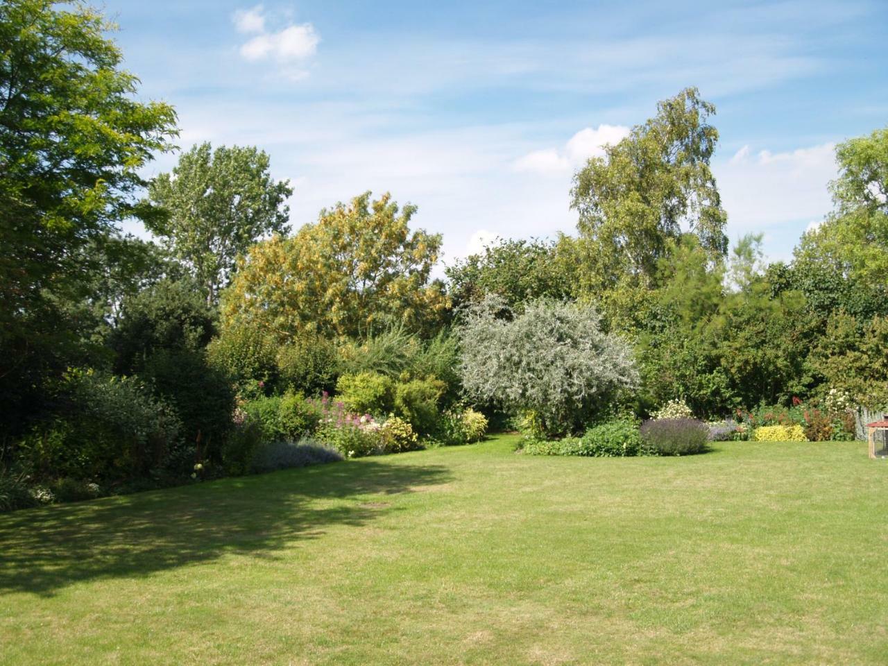 The Newnham White House Bed & Breakfast Baldock Exterior foto